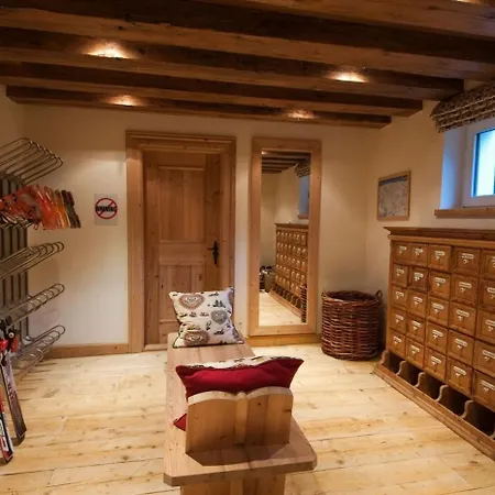 Сasa de vacaciones Lovely 5-bed House In Sankt Anton am Arlberg